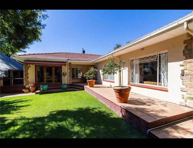 4 BEDROOM HOUSE FOR SALE IN RACEVIEW